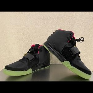 New - Nike Air Yeezy 2 NRG  - Solar Red - Sz 10